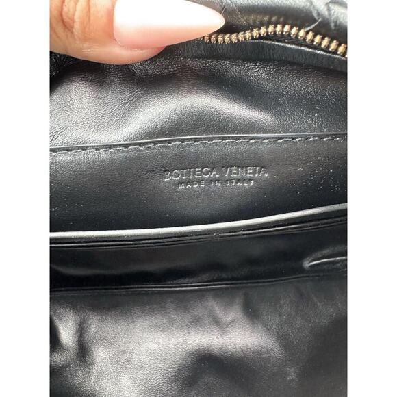 Bottega Veneta Black Intrecciato Woven Leather Clutch / Minimalist Handpurse - Picture 4 of 13